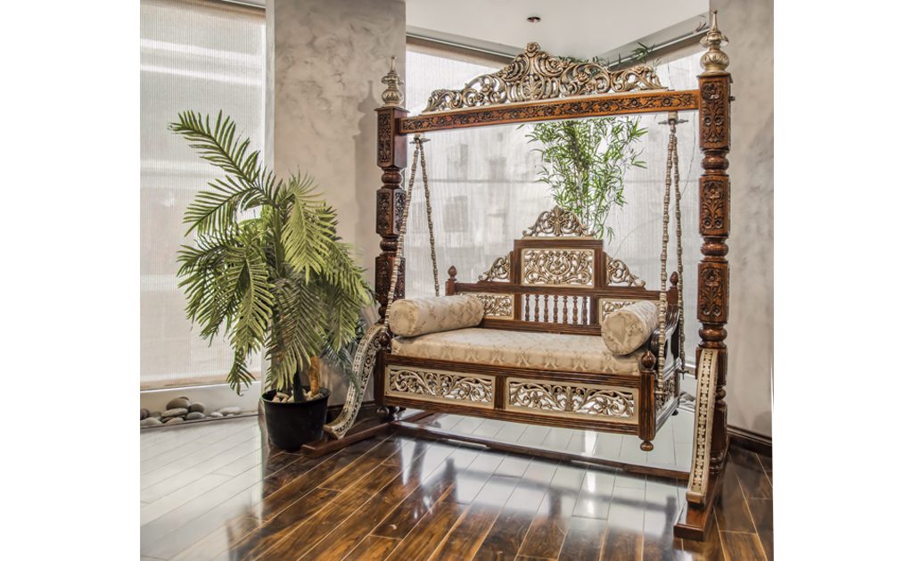 Jhola – JH05 Brown & Silver Polish