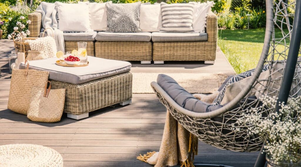  Eco-Friendly Outdoor Living furniture