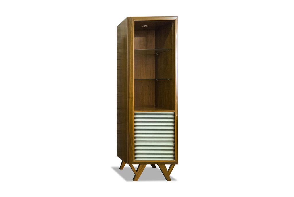 Avery – Display Cabinet — optional