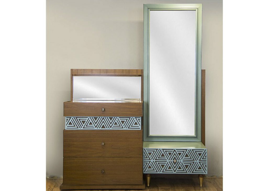 Istanbul – Dresser