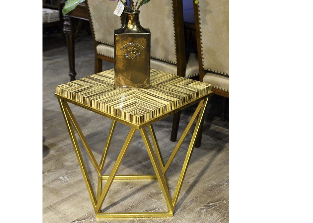 Alex – Side Table — optional